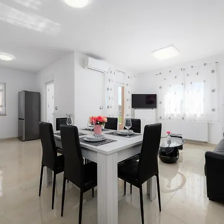 Stancija Amoroso Porec Apartments Exterior photo
